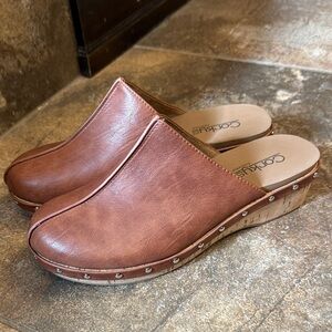 Corkys Women's Tan Leather Mules